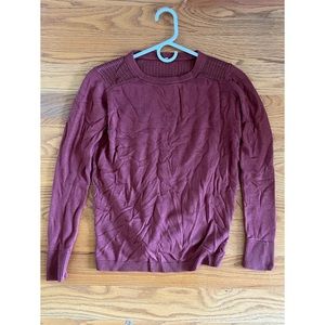 Lululemon shirt, open back